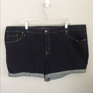 Ava & Viv Jean Shorts Size 24W